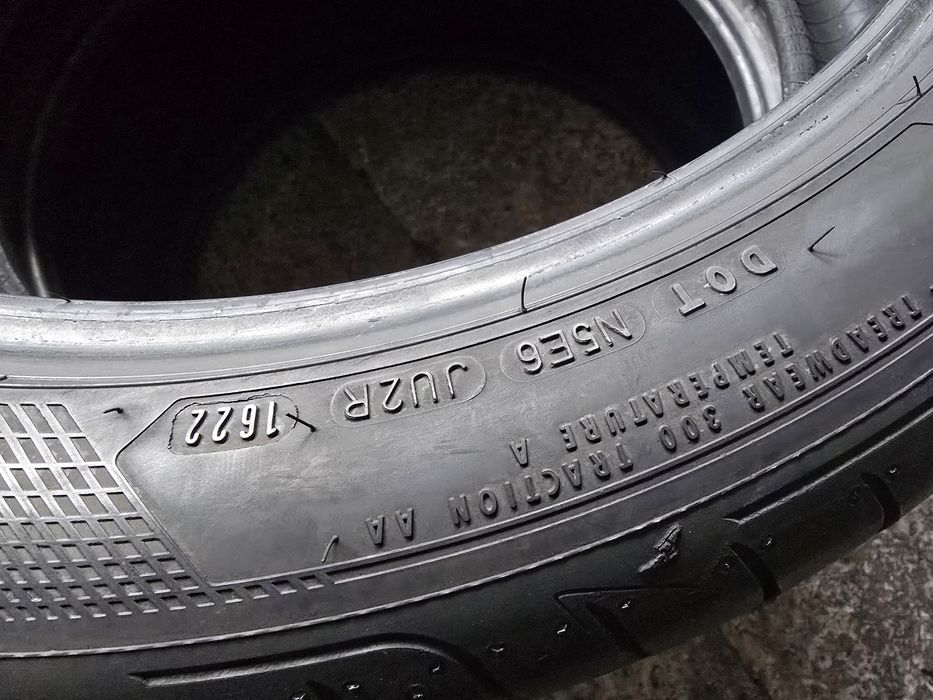 Goodyear 235/45 R19 99H vară