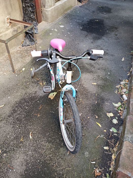 Bicicleta copii cu roti de 20"
