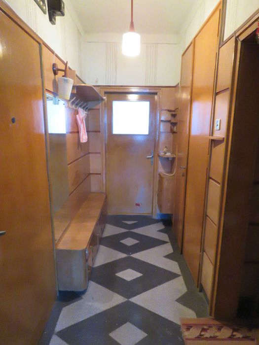 Дава се под наем Двустаен апартамент в Варна, Център - 55 кв.м за 239.7 € - Снимка #4