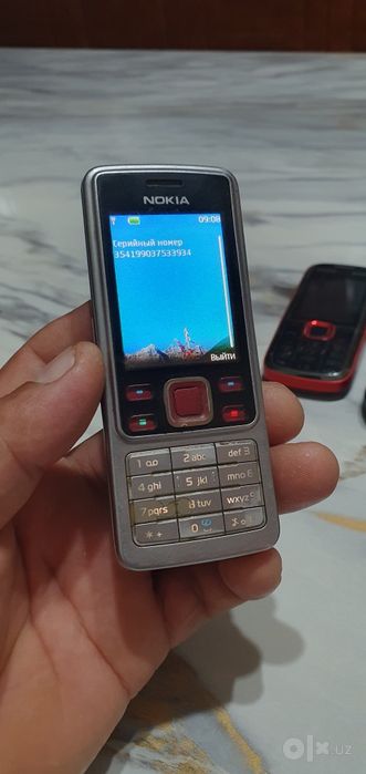 Telefonlar sotiladi
