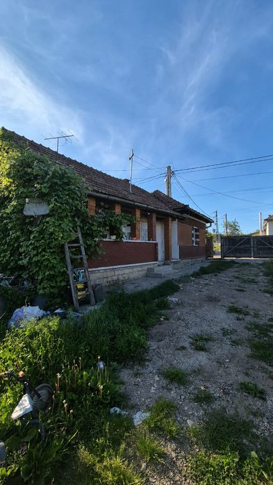 Casa de vanzare !