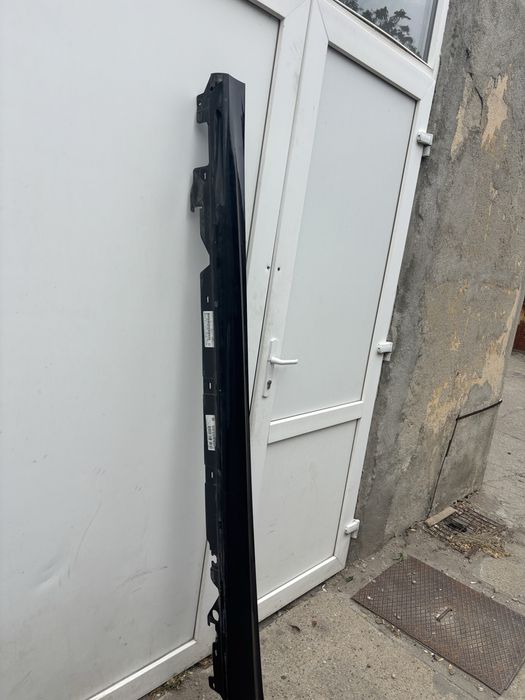 Prag stanga bmw g20/21 an 2021 2022