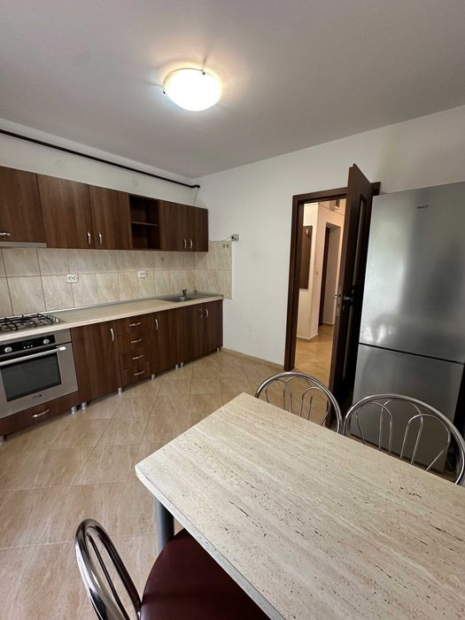 persoana fizica vand apartament
