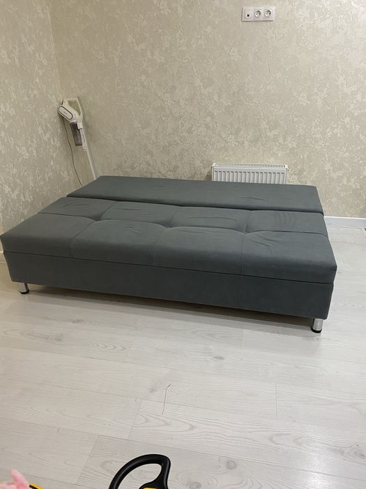 Диван , в отличном состоянии