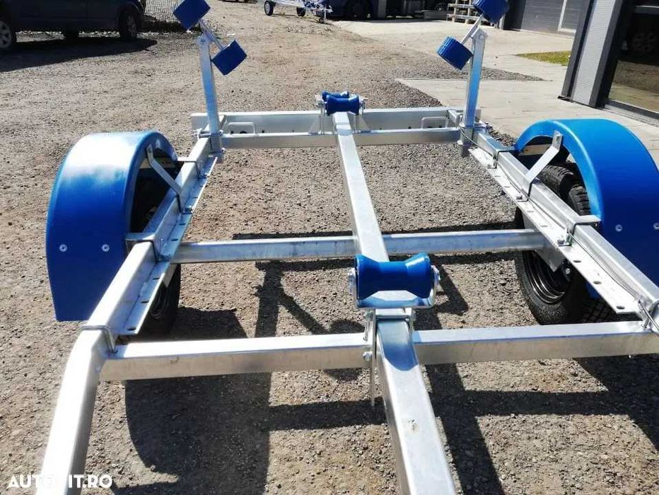 Peridoc barca Neptun NAVI 5M 750KG