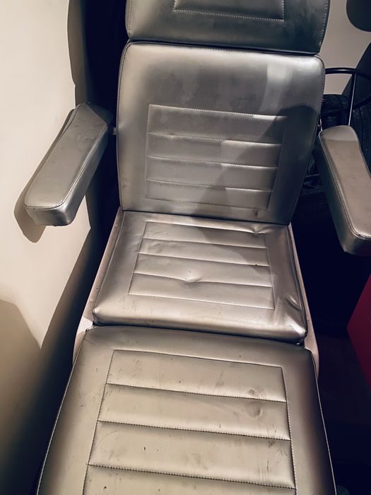 Косметологическое кресло б/у