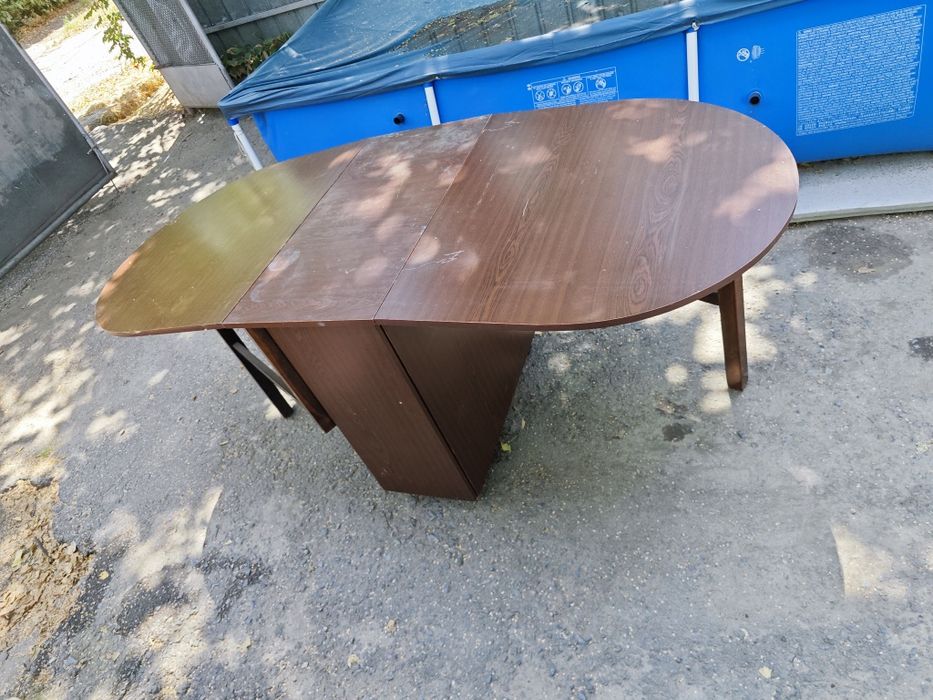 Стол книжка с тумбочкой