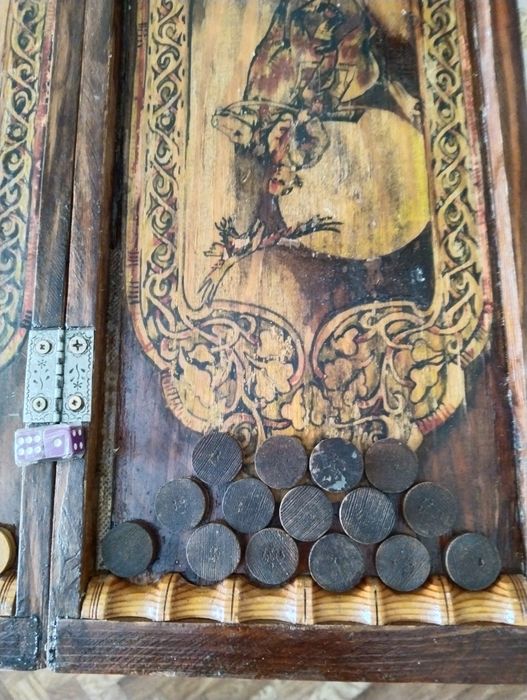 Продам нарды ручной работы.