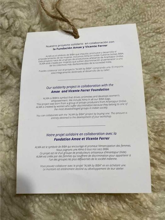 Винтидж нова  чанта от естествена кожа.