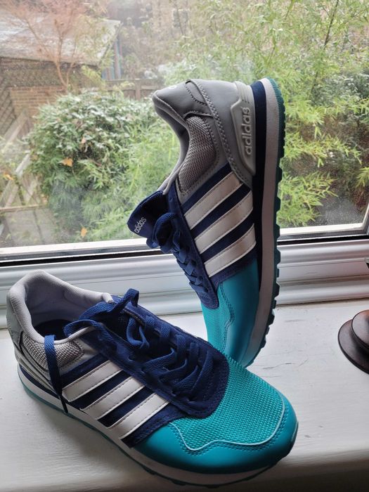 Adidas  NEO номер 42