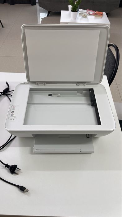 Продаю HP DeskJet 2320