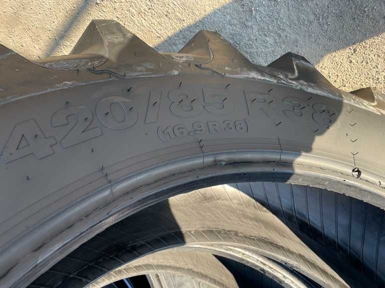 Anvelope 420/85R38 livrare rapida Cauciucuri Radiale