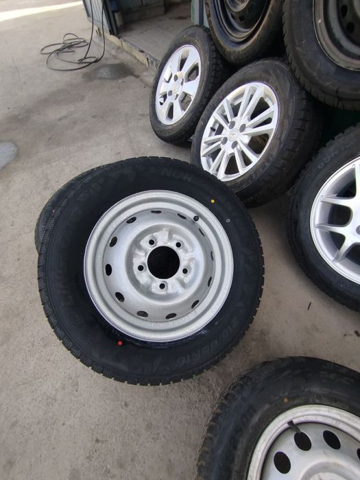 Комплект колес на Ниву, зимняя резина