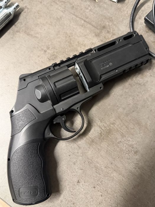Pistol Airsoft Umarex .50 Cal 13J