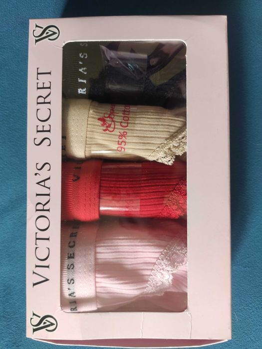 Дамско бельо Victoria’s Secret