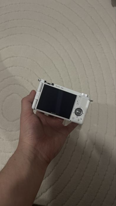 Фотокамера SONY ZV-E10