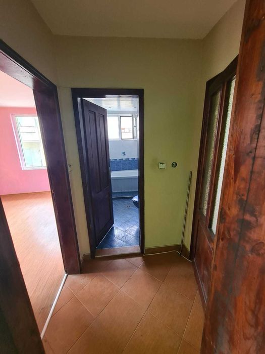 Тристаен апартамент в широк център, град Хасково