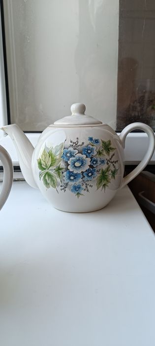 Чайники заварочные и молочники