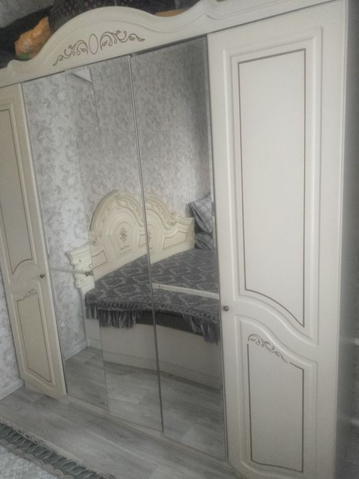 Спальный гарнитур