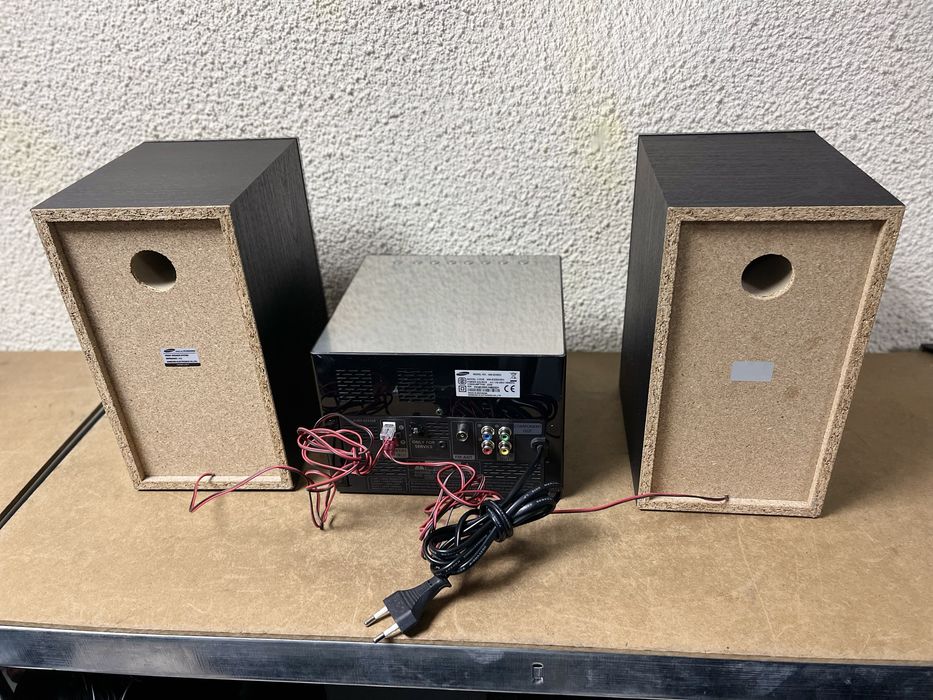 Аудио система Samsung MM-E330D|MM-J330 - 2 БРОЯ