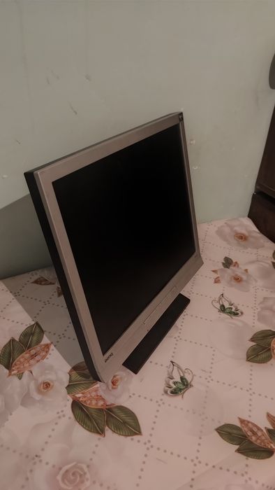 Монитор Beno с хранения в идеальном состоянии