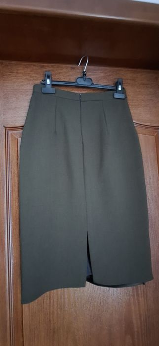 Fusta kaki office