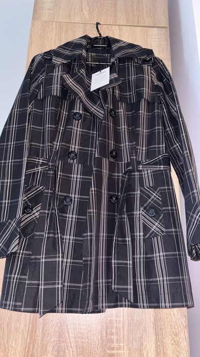 Jacheta Burberry negru NOUA