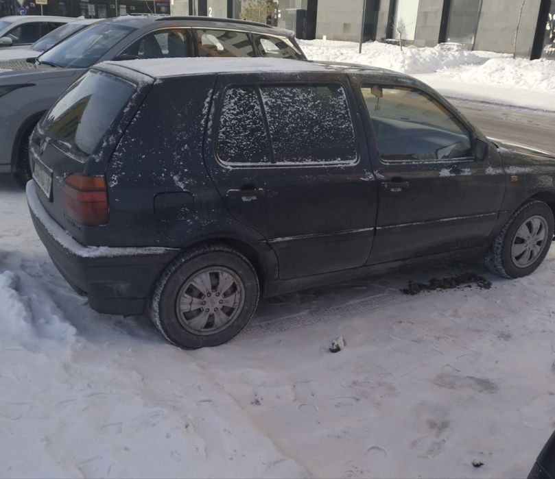 Срочно продам Volkswagen Golf 3