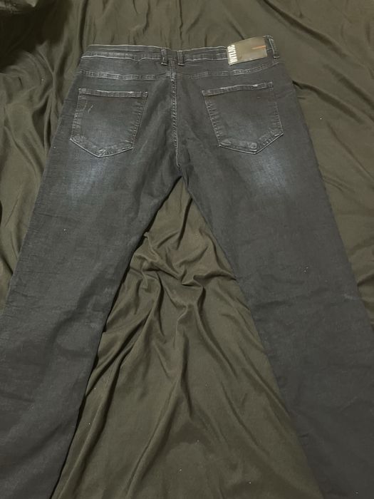 Чисто нови дънки INTLNC L размер