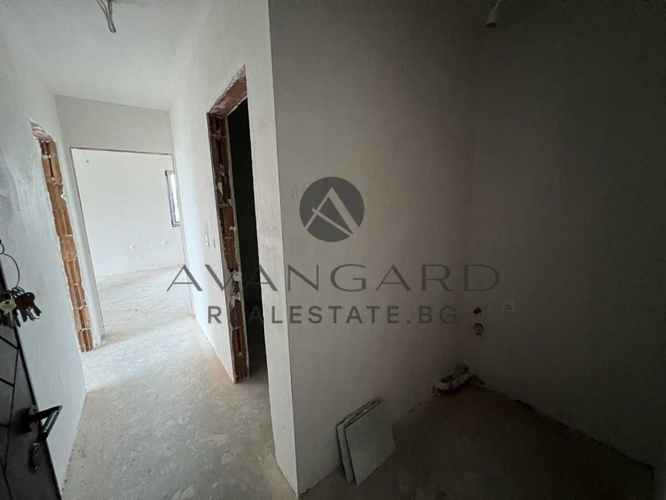 Продава се Двустаен апартамент в Пловдив, Остромила - 110 кв.м за 1060 €/кв.м - Снимка #6