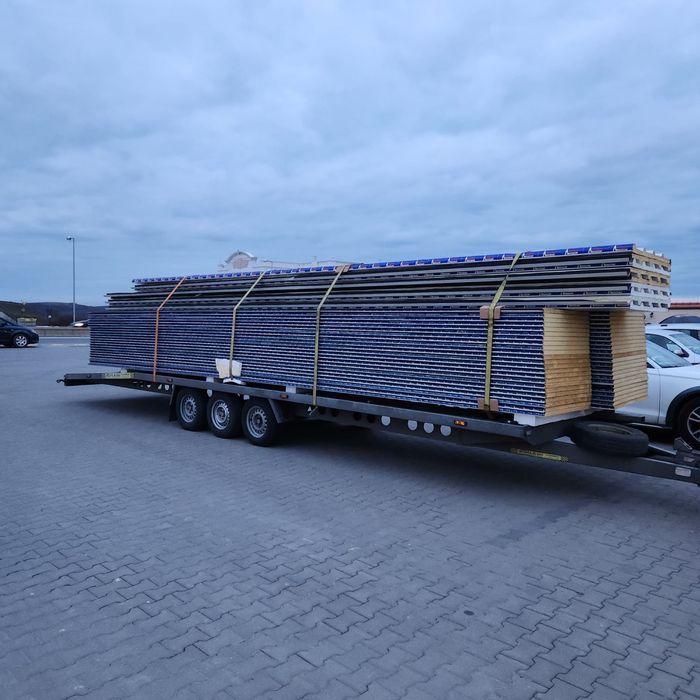 Depozit de panouri sandwich,accesorii si case pe structura metalica