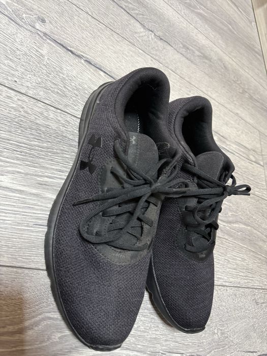Маратонки Under Armour