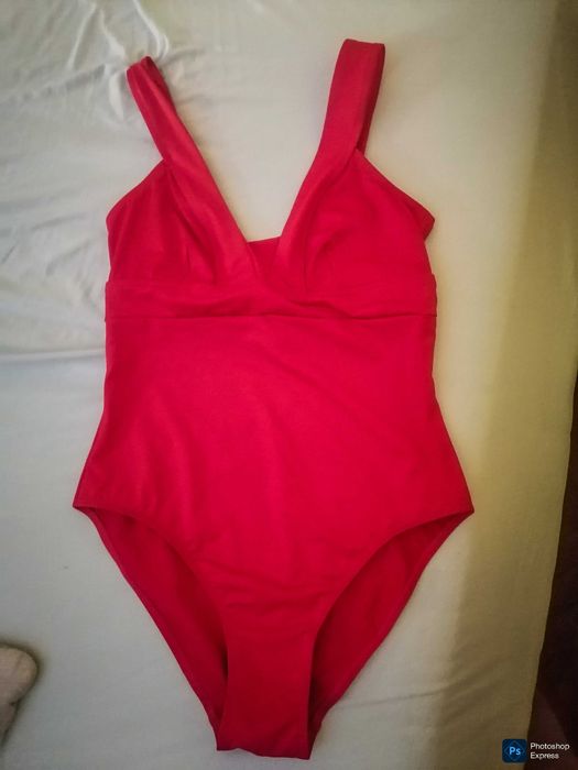 2 чифта бански костюми