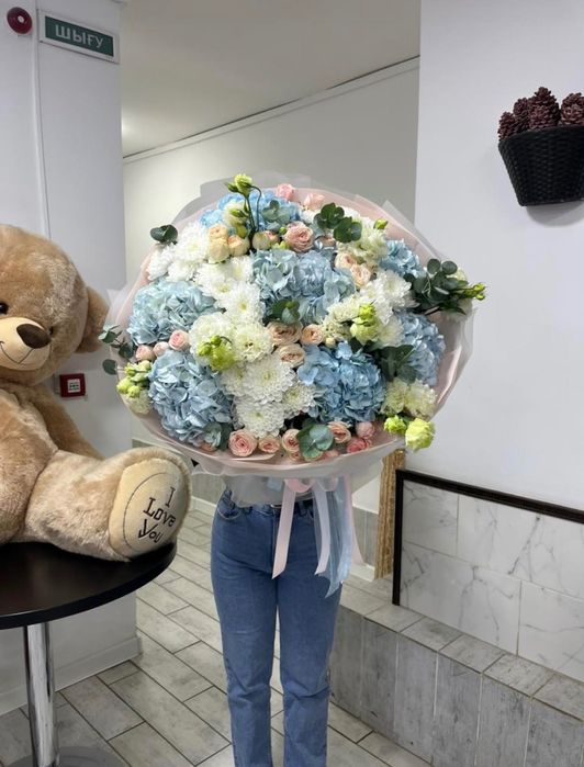 Цветы букеты розы