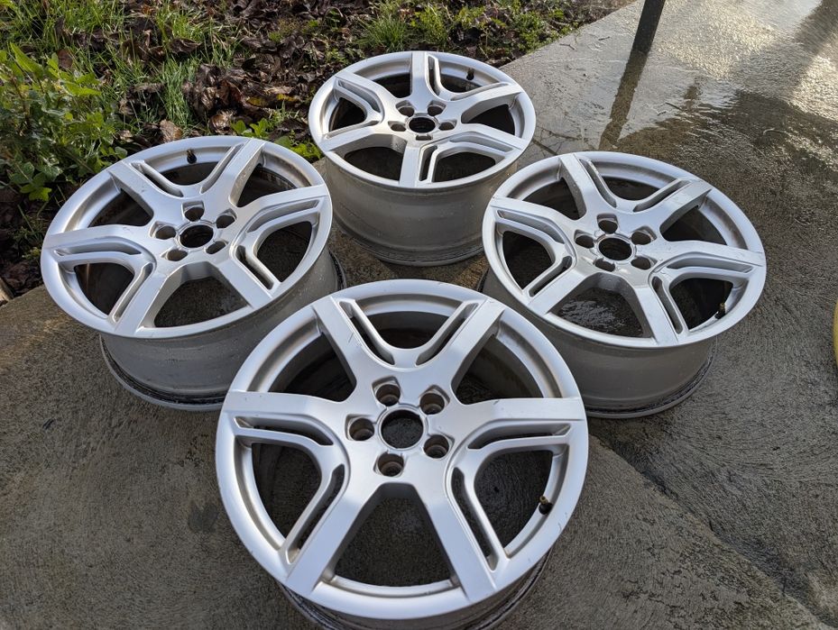 Продавам джанти с гуми