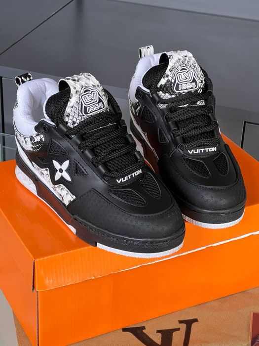 Adidasi Louis Vuitton noi !!! Marimi 36/41 !!!