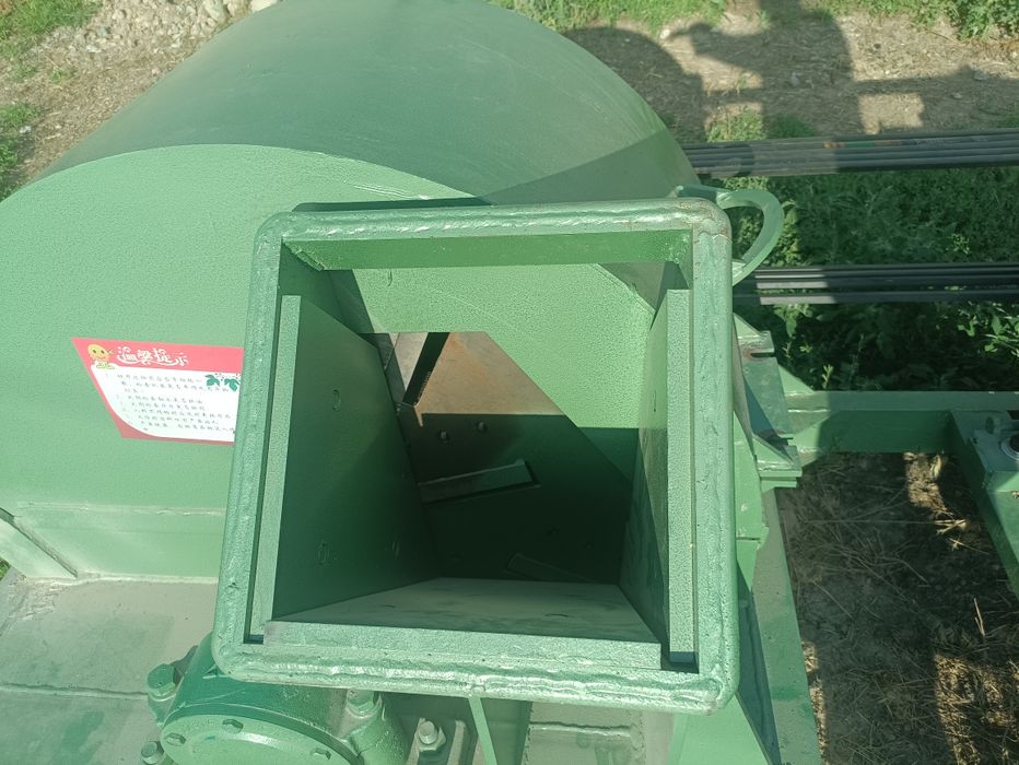 Продам щепорез измилшител новый,