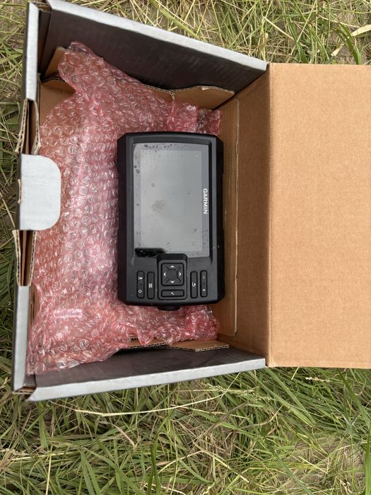 Эхолот Garmin striker 5cv