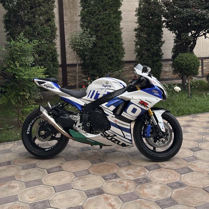Suzuki GSX-R 750 L4