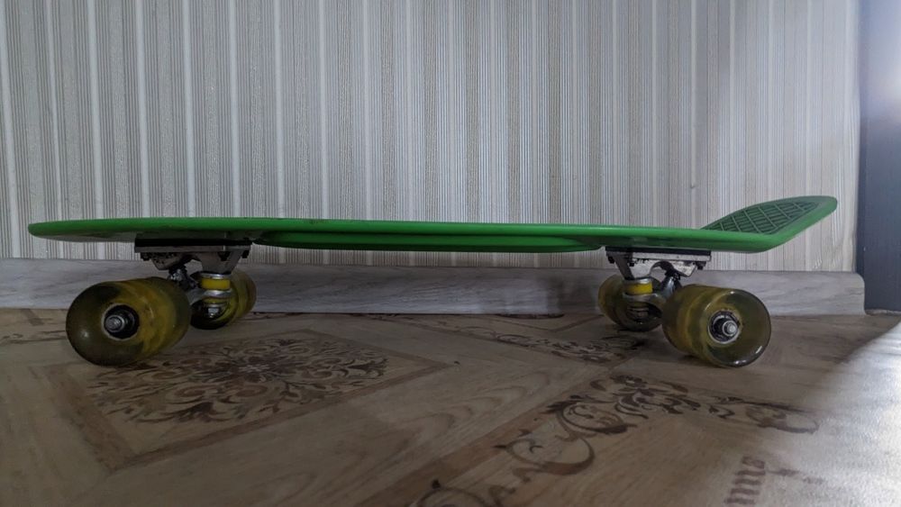 Продам скейтборд