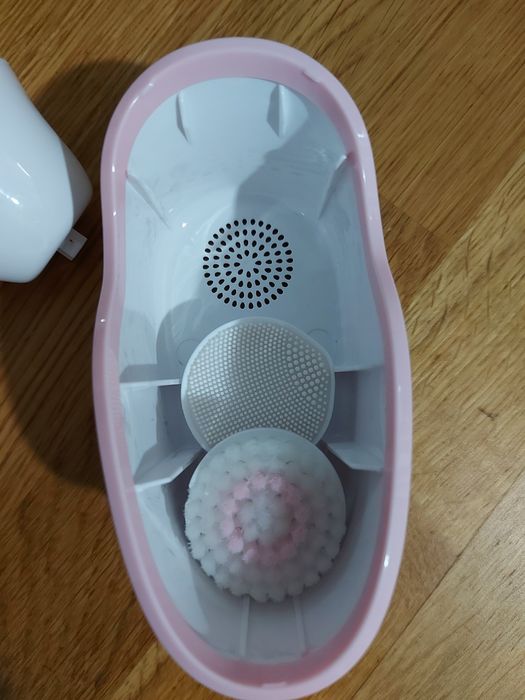 Aparat pentru curățarea tenului Miniso