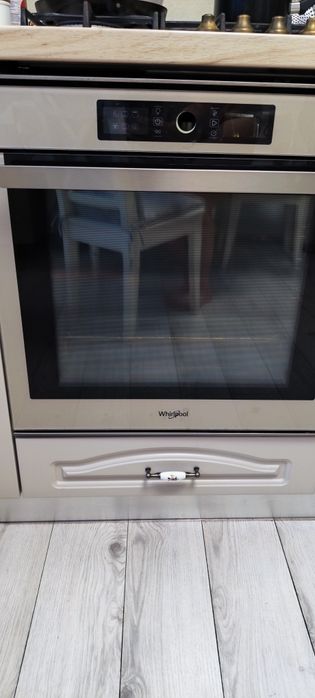 Cuptor electric Whirlpool al șaselea simț A k ZM8480 s