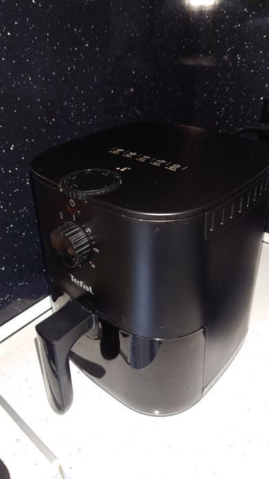 Tefal Фритюрник с горещ въздух