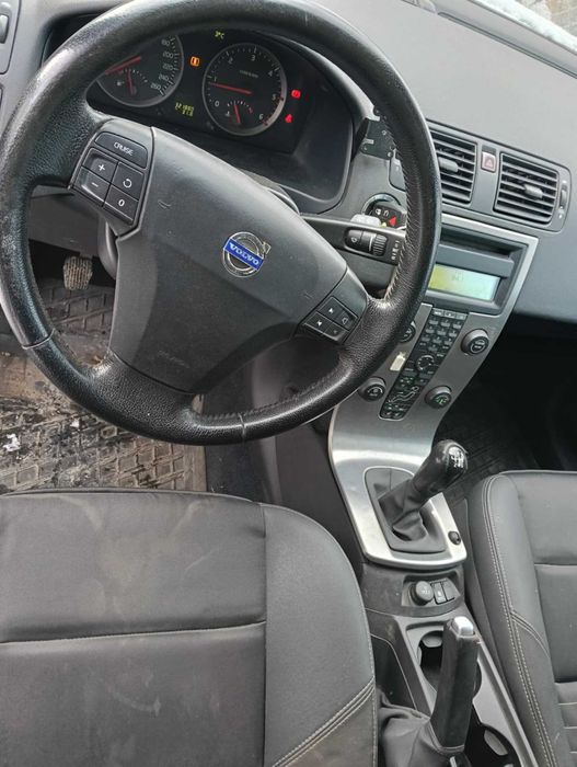 Vând Volvo V50 anul 2006 diesel