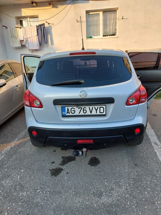 Vând Nissan Qasqai 2009 1.5 4500de euro negociabil sau schimb cu ceva mai nou