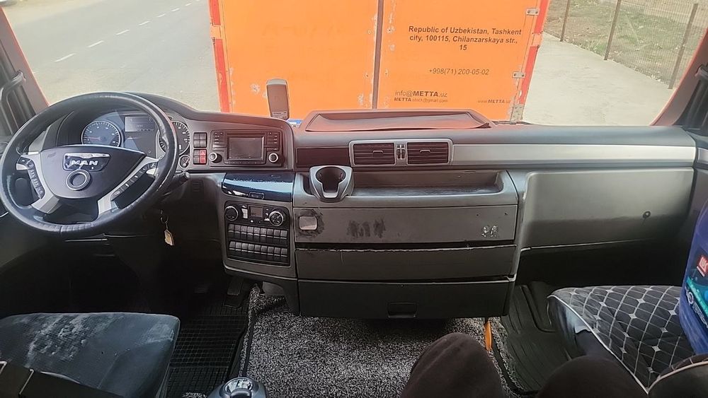 Fura Man evro 5 tigach. Ман евро5 тягач 2013