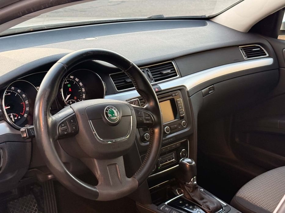 Skoda superb 2014 2.0TDI DSG