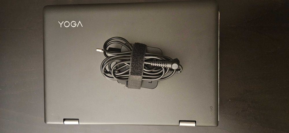 Лаптоп Lenovo Yoga 310