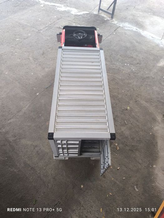 Детский машина фура в рабочем состояние