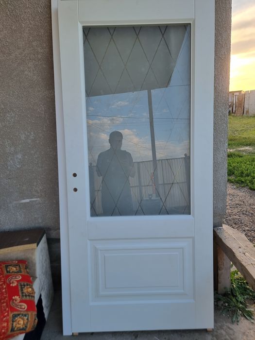 Продам новый межкомнатные дверь
